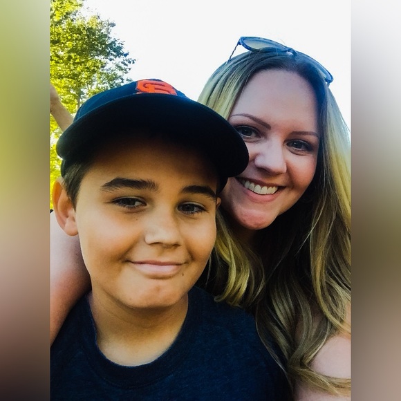 Meet your Posher, Danielle - Picture 7 of 16